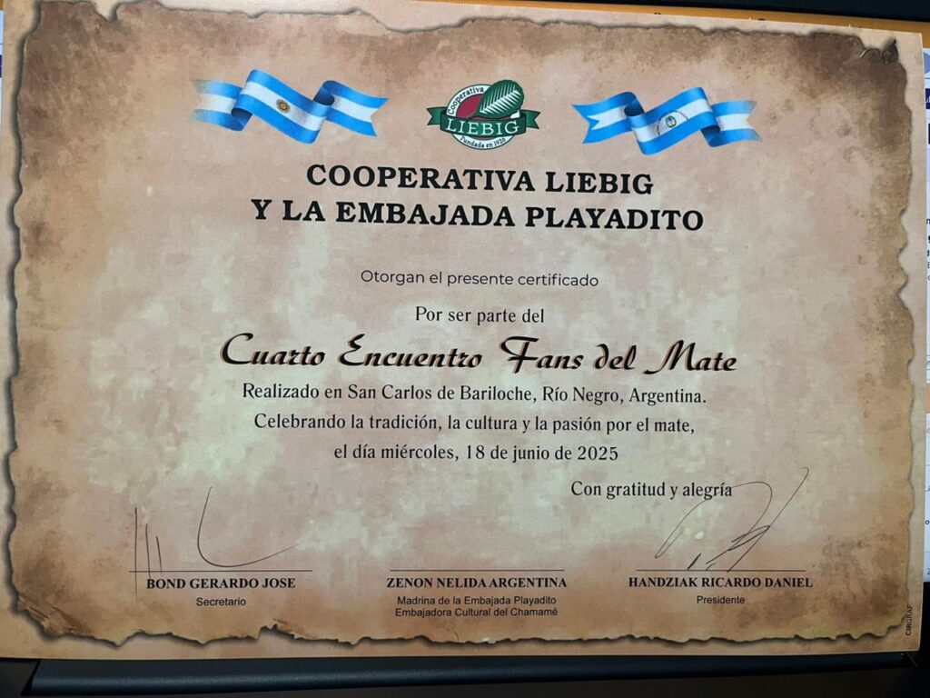 La ronda de mate más grande de la Patagonia. Fans del Mate en Bariloche 7 WhatsApp Image 2025 06 24 at 6.33.17 PM
